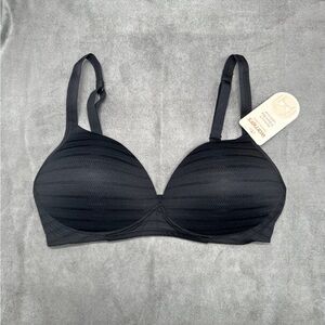 Warners Black Wireless Light Lift T-Shirt Bra Size 38C